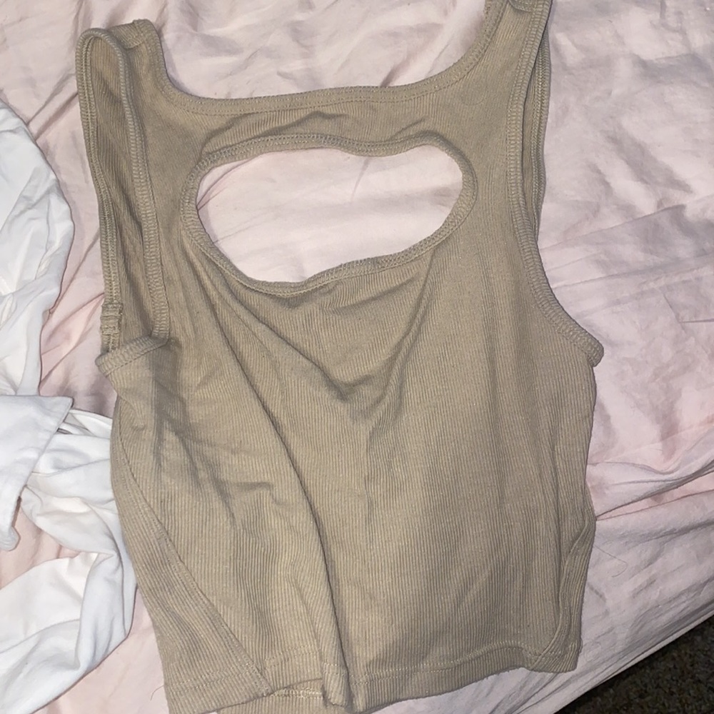 Lululemon - Picture 4 of 4